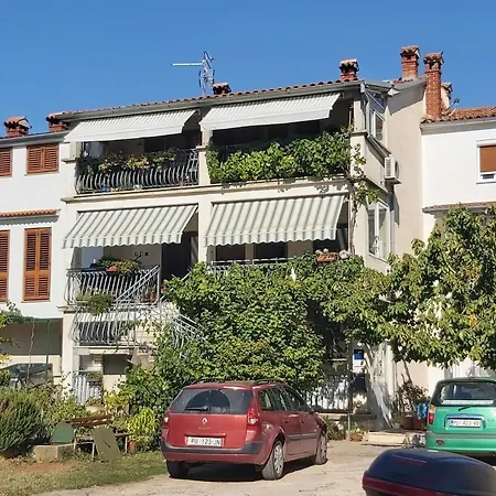 And By The Sea - 19183 Guest house